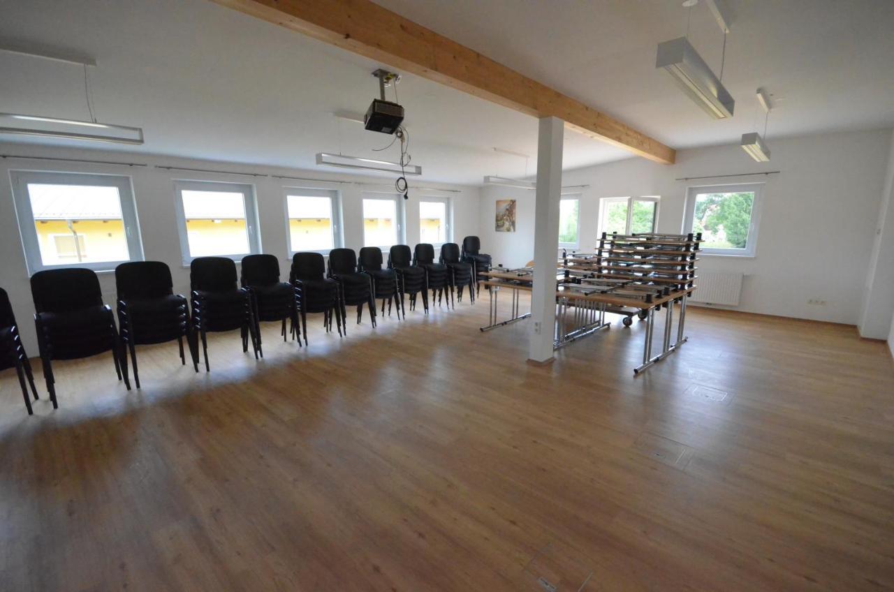 Wartmannstetterhof Hotel Wartmannstetten Екстериор снимка
